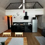 Barn S&s House בית נופש מיקוליצ'ין