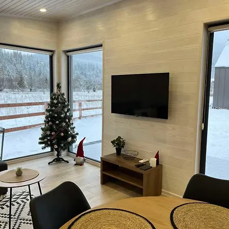 Barn S&s House Микуличин