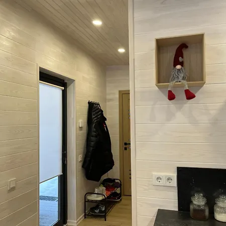 Barn S&s House Дом отдыха Микуличин